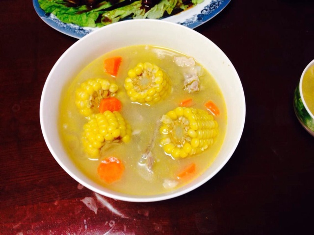 板栗玉米骨头汤