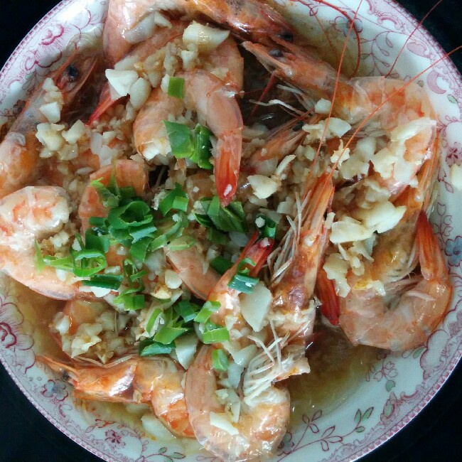 蒜蓉粉丝蒸大虾