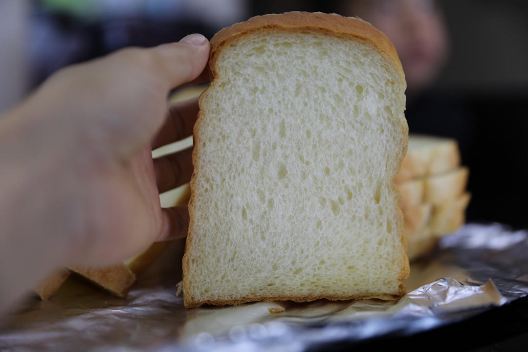 基本鲜奶吐司
