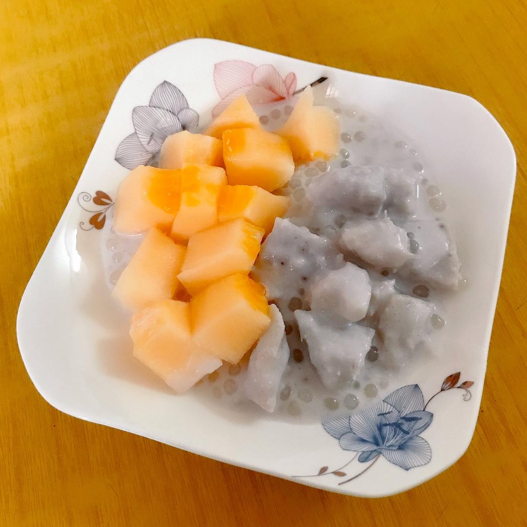 椰香香芋西米露