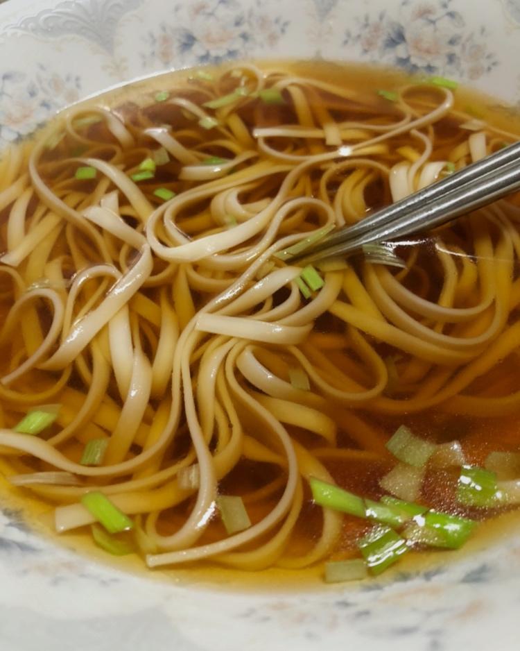 五分钟搞定一碗热乎乎的阳春面