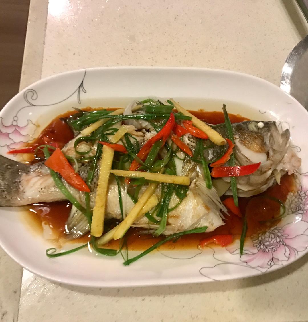 清蒸鲈鱼