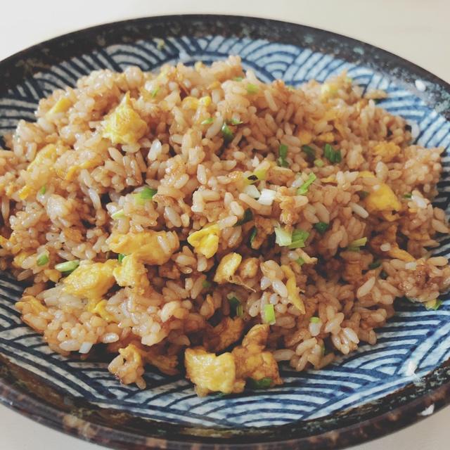 小时候的酱油炒饭