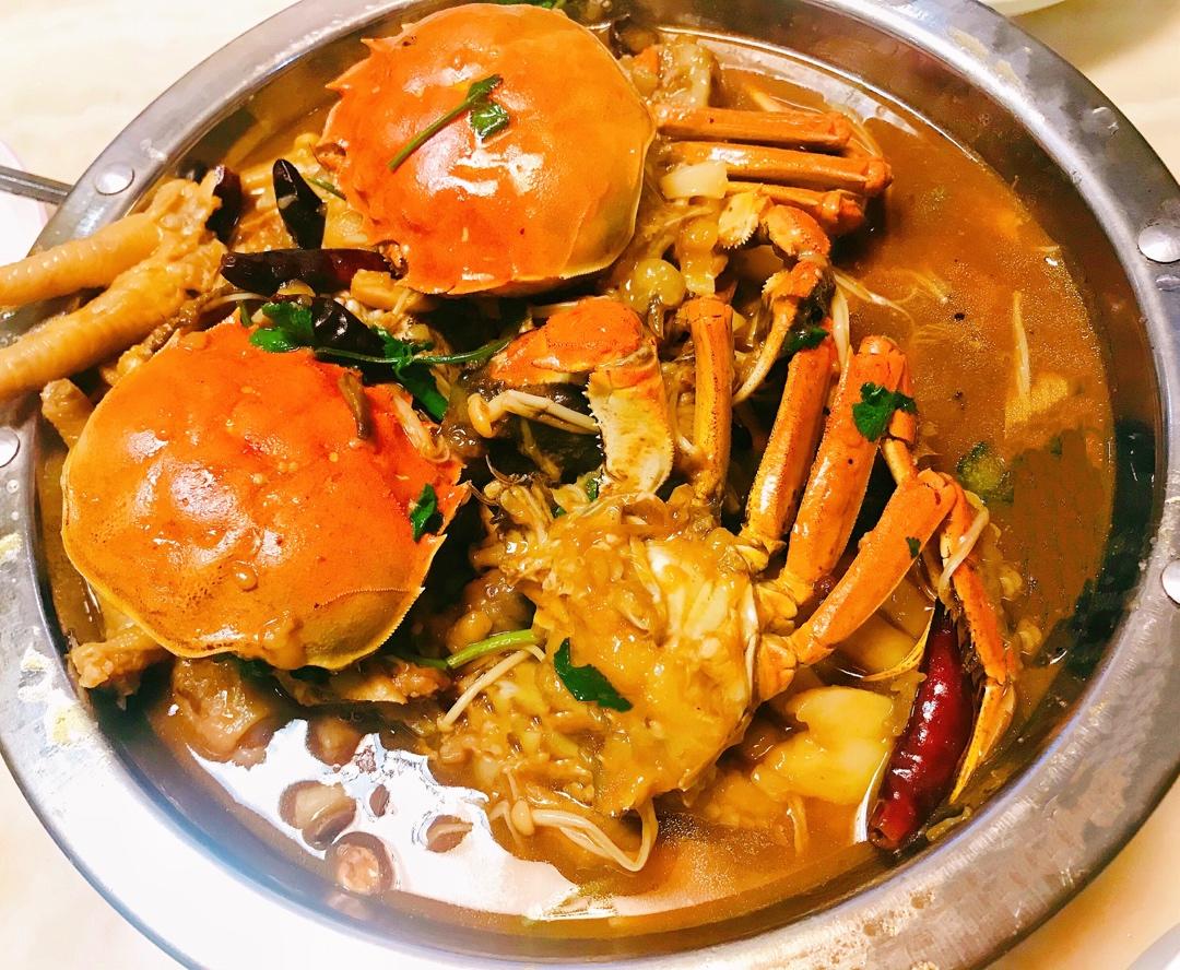 胖哥俩肉蟹煲