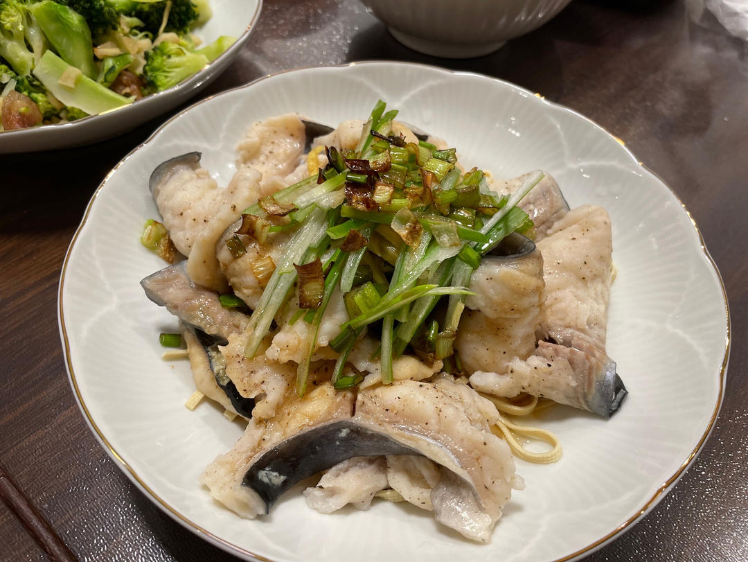 葱油淋鱼片