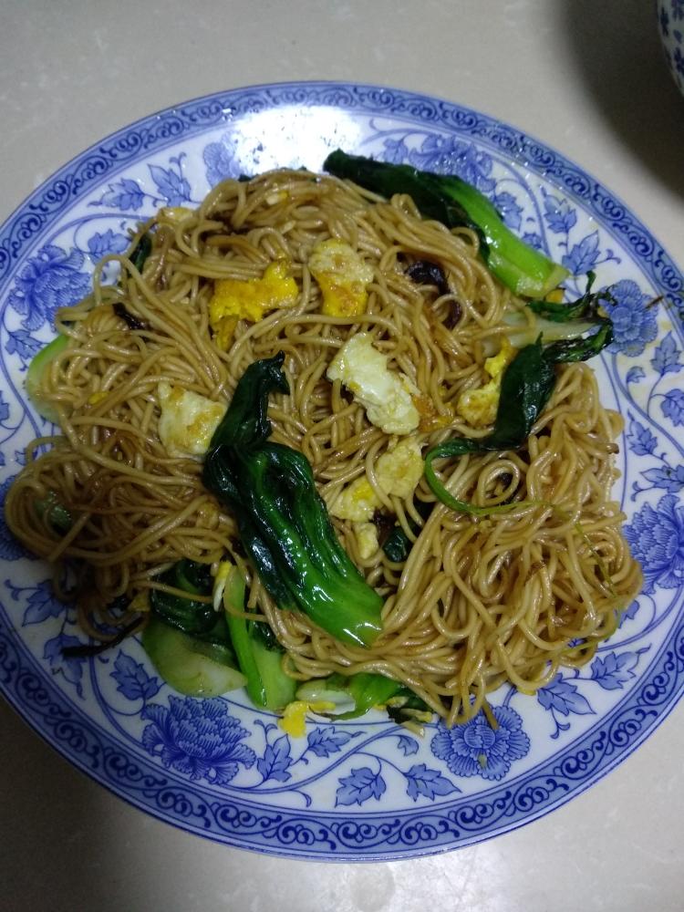 青菜鸡蛋炒面（全能平底锅）