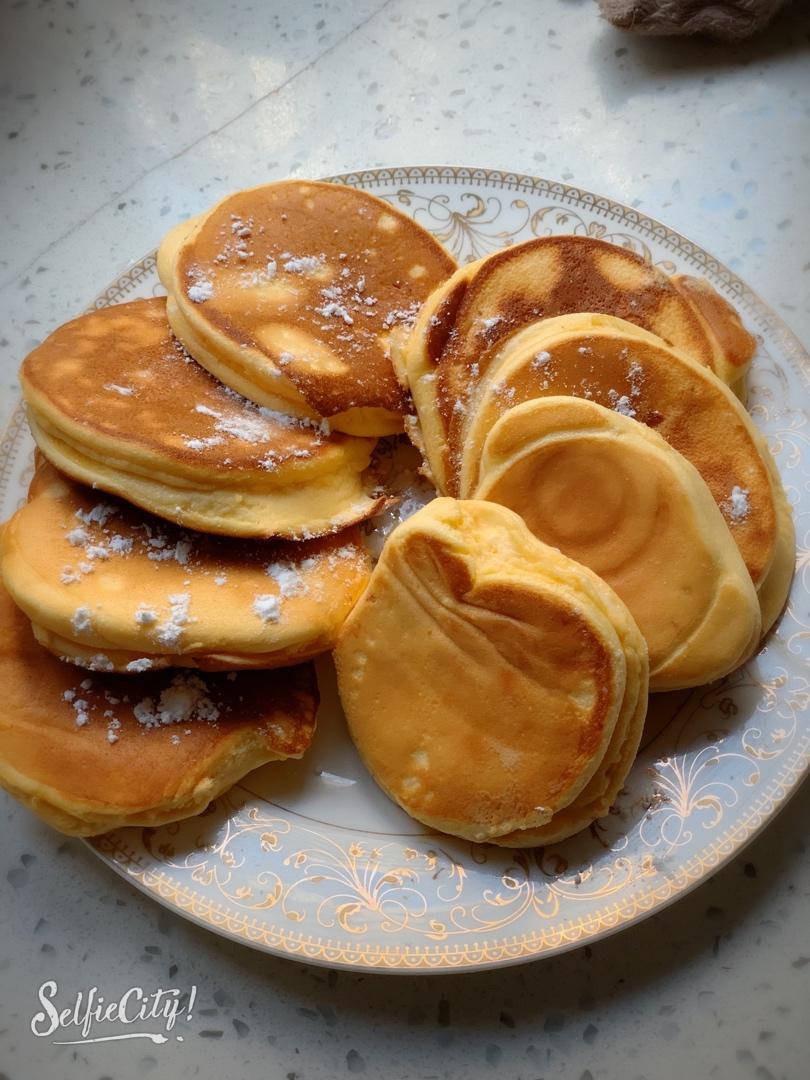 不用烤箱 15分钟无油低糖的舒芙蕾蛋糕松饼 🥞 蓬松绵软