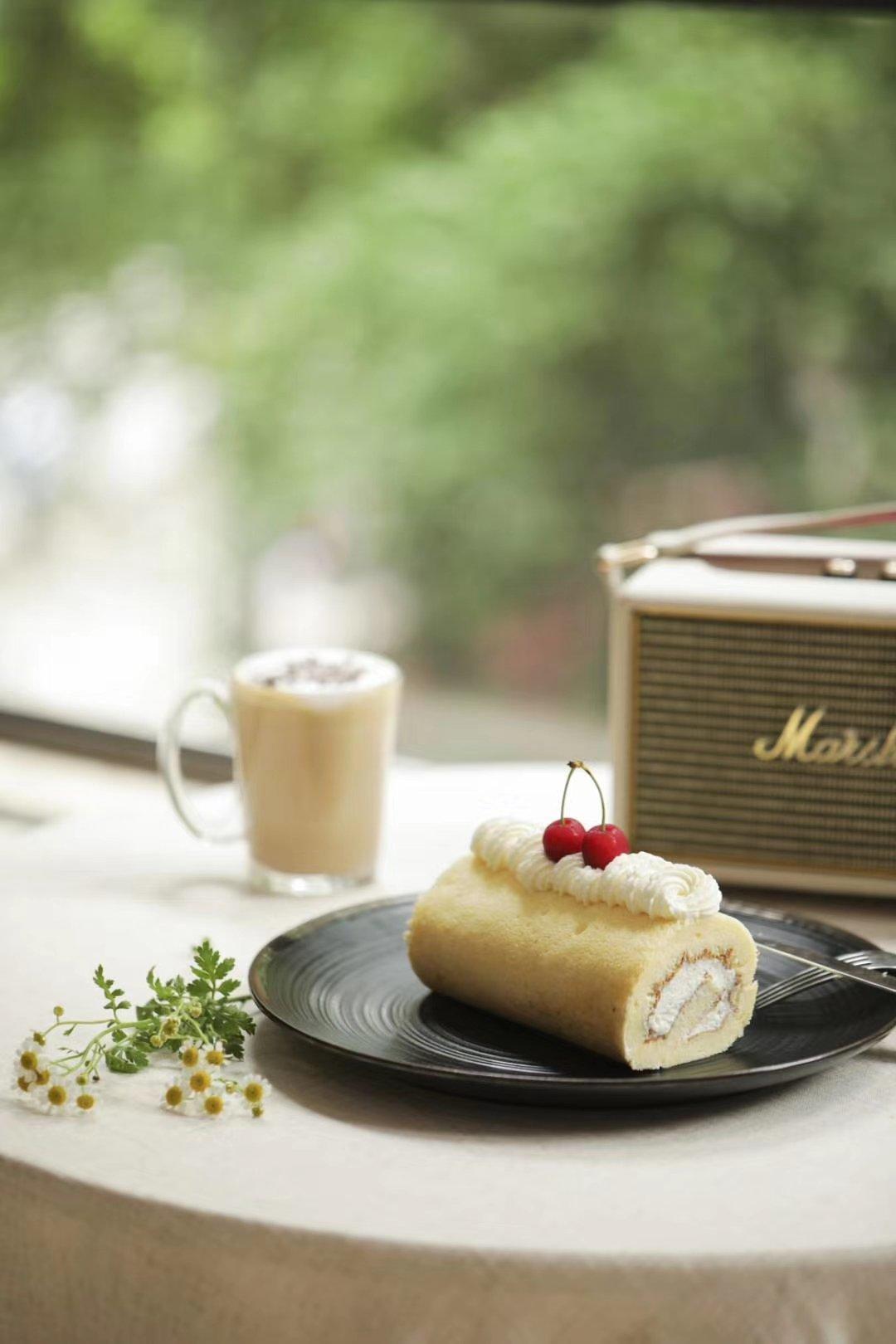 美味肉松卷-简单不开裂，零失误的蛋糕卷