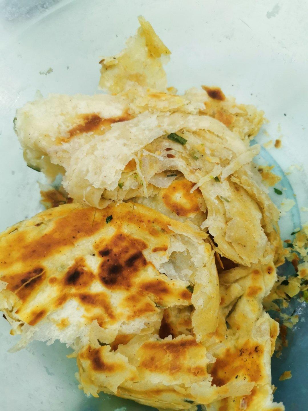 朴素的葱油饼（河南油馍）