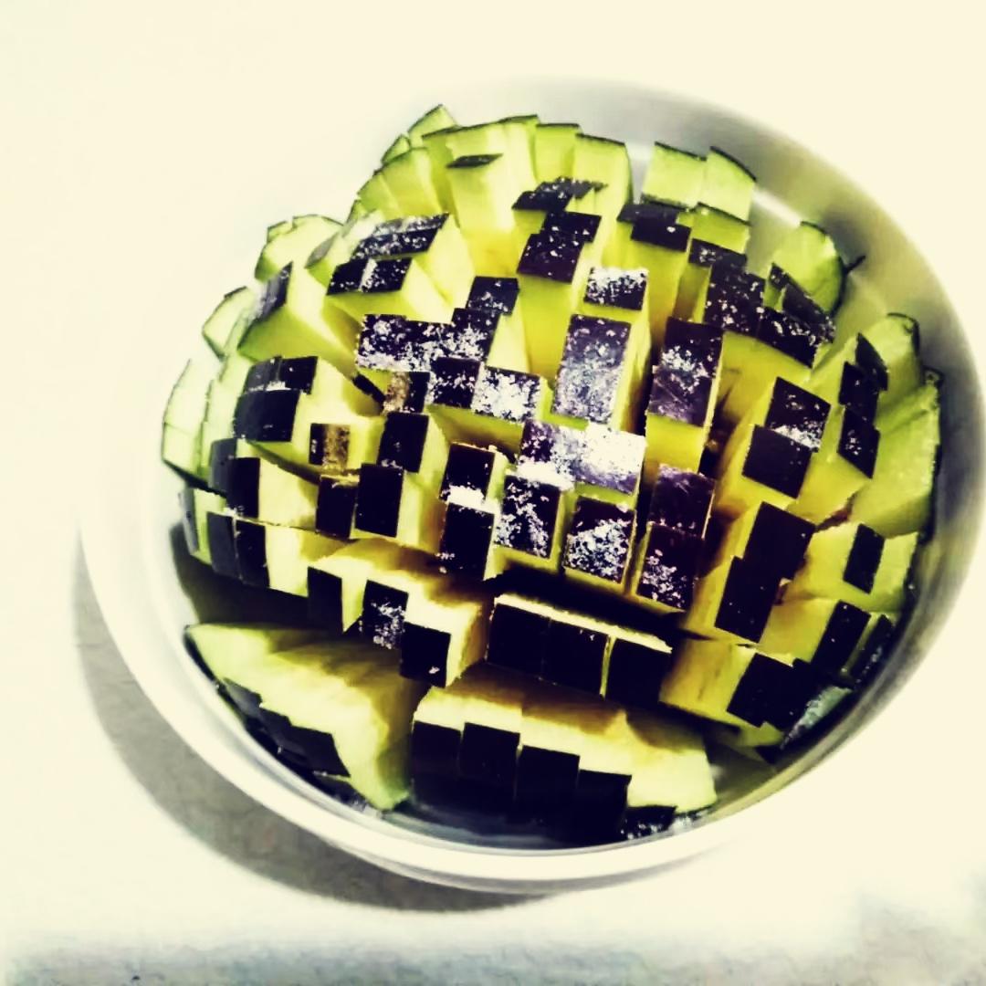 茄子的花样吃法之花椒菊花茄子的做法步骤图 幸福的美好时光 下厨房