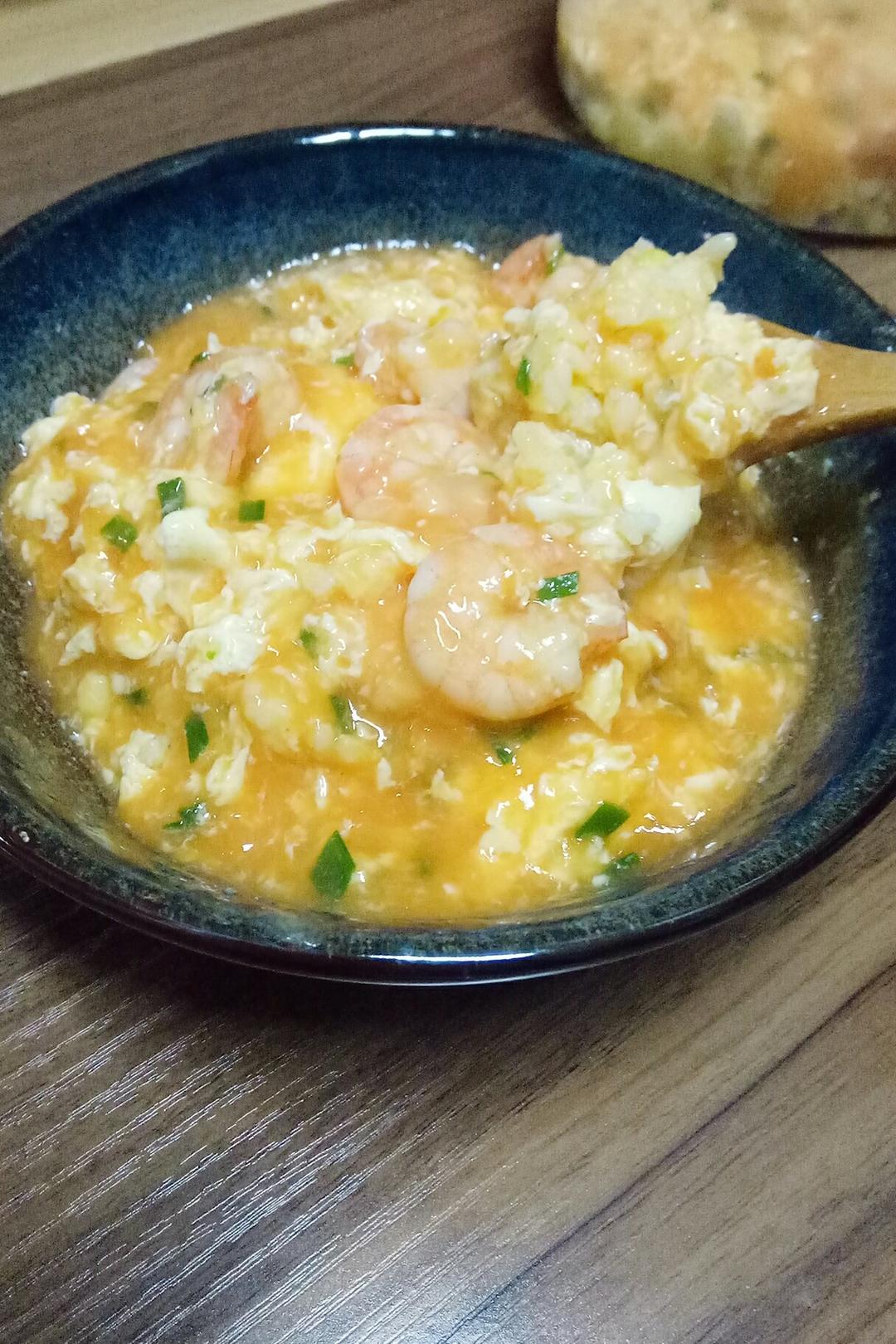 虾仁滑蛋饭丨乐得一人食