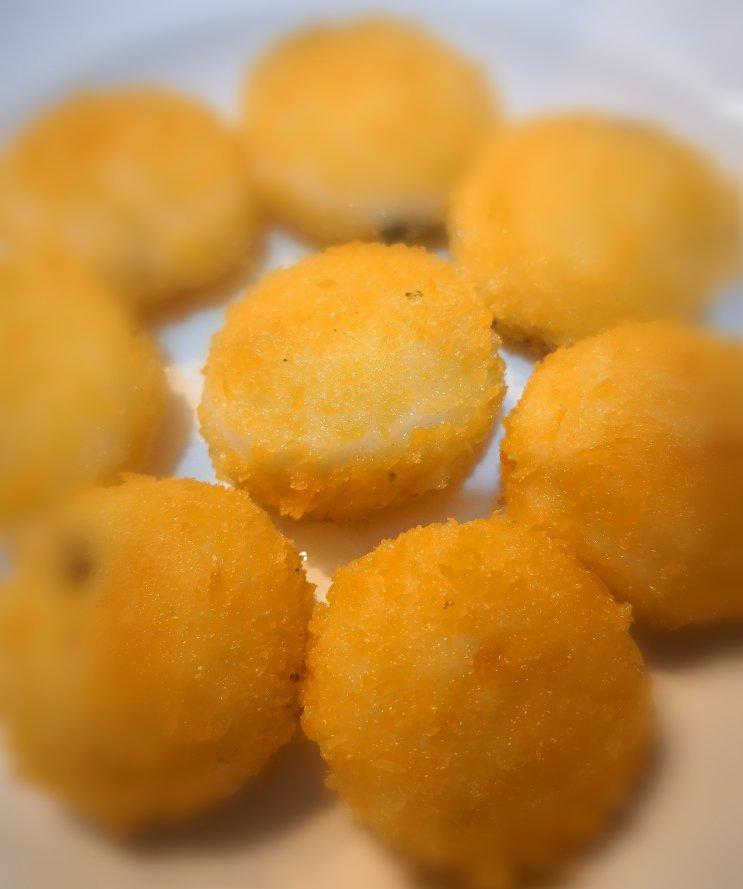 金黄苏嫩面包糠炸汤圆