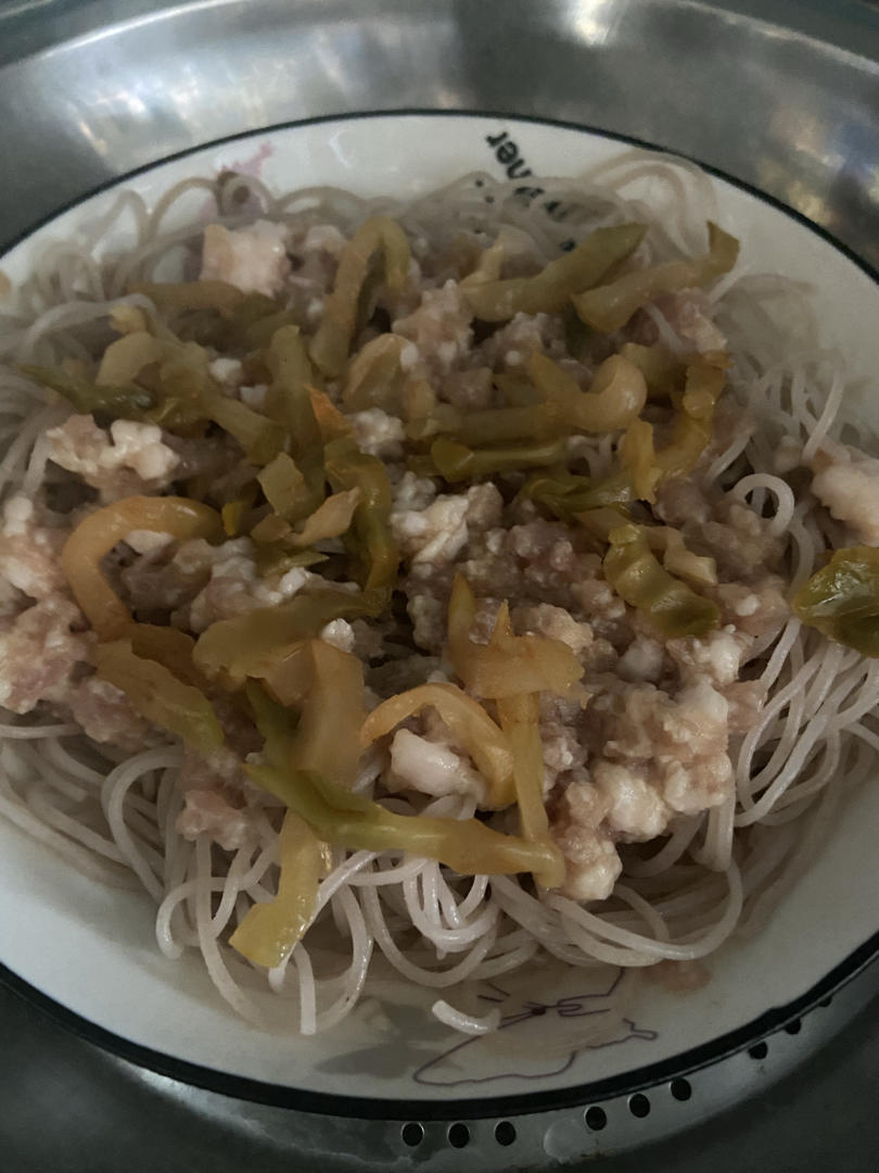 榨菜肉丝蒸米粉