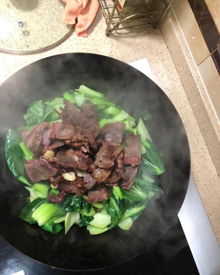 赵就是赵做的青菜牛肉