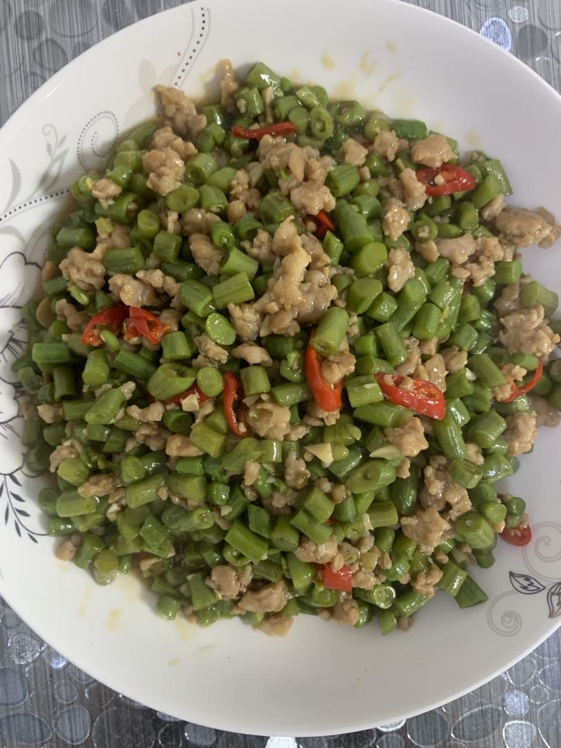 超简单的下饭菜🔥肉末豆角，好吃到流泪