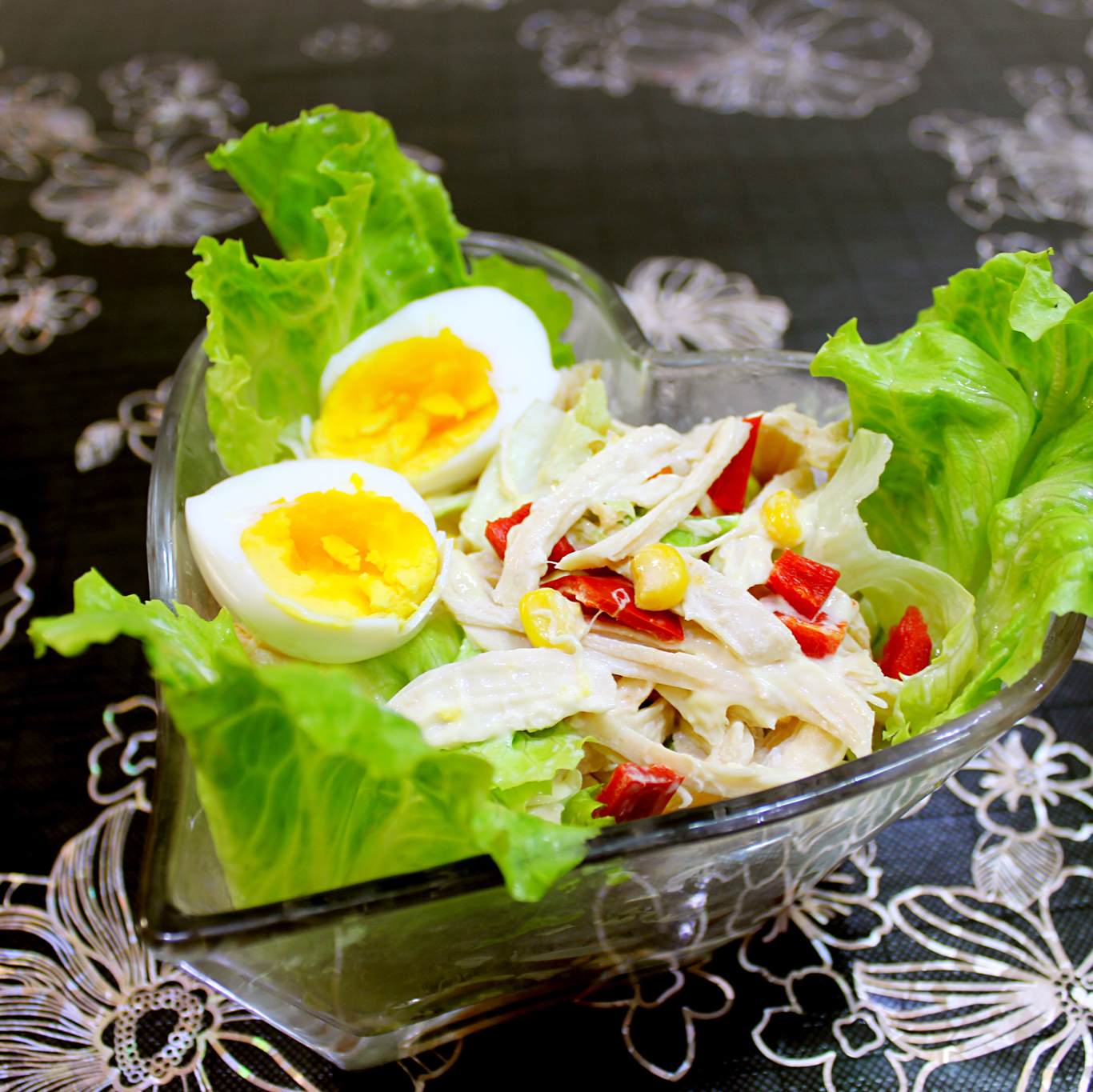 鸡胸肉蔬菜色拉