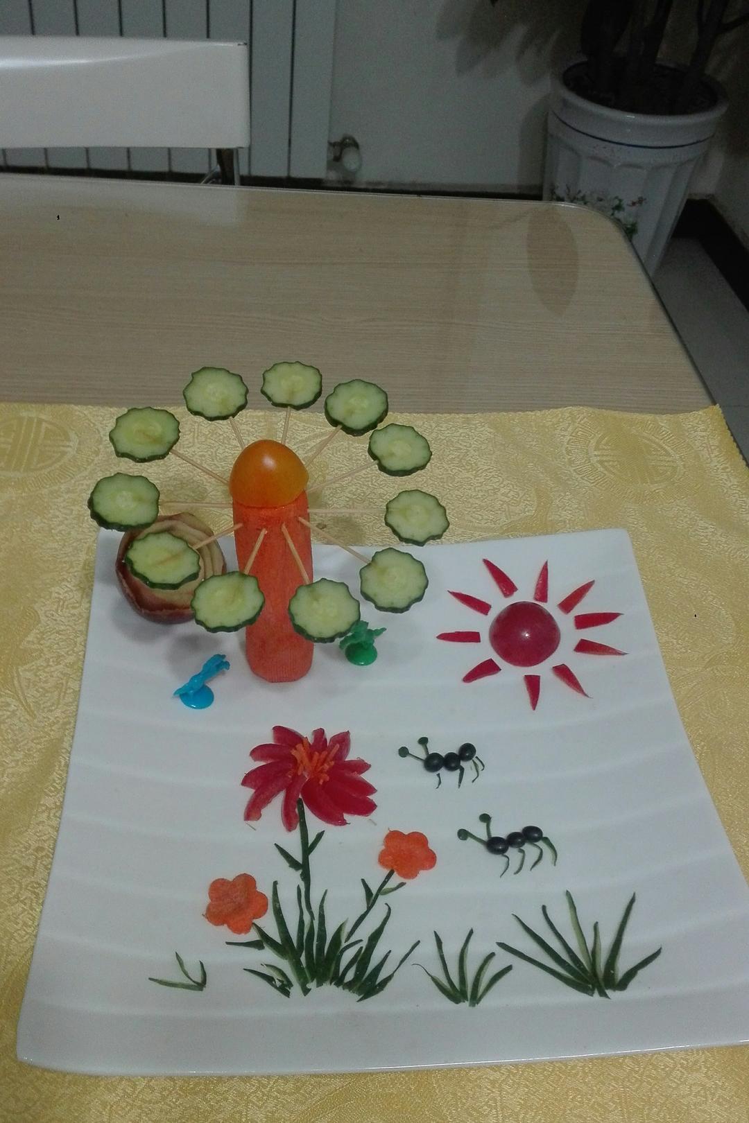 餐桌上的创意盘饰