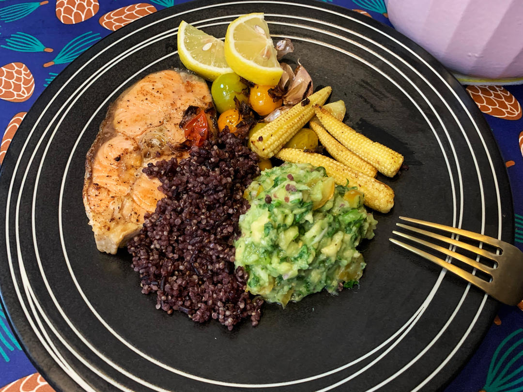 柠檬香煎三文鱼