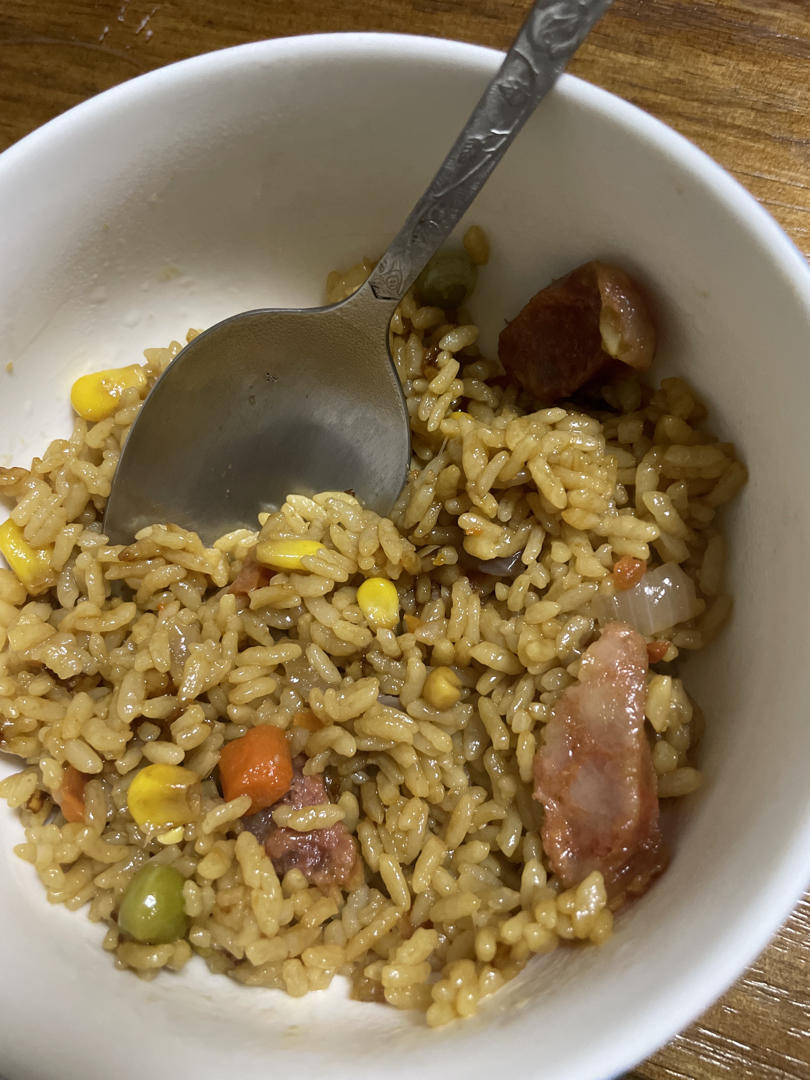 懒人必备～电饭煲腊肠焖饭