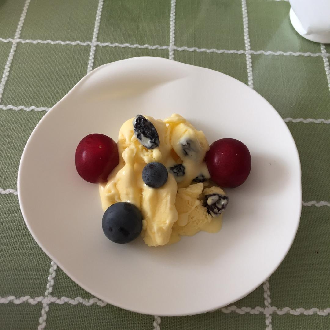 朗姆黑加仑冰淇淋 Rum Raisin Ice cream