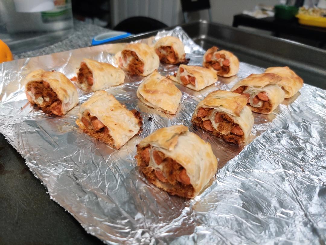 香酥火腿肉松卷