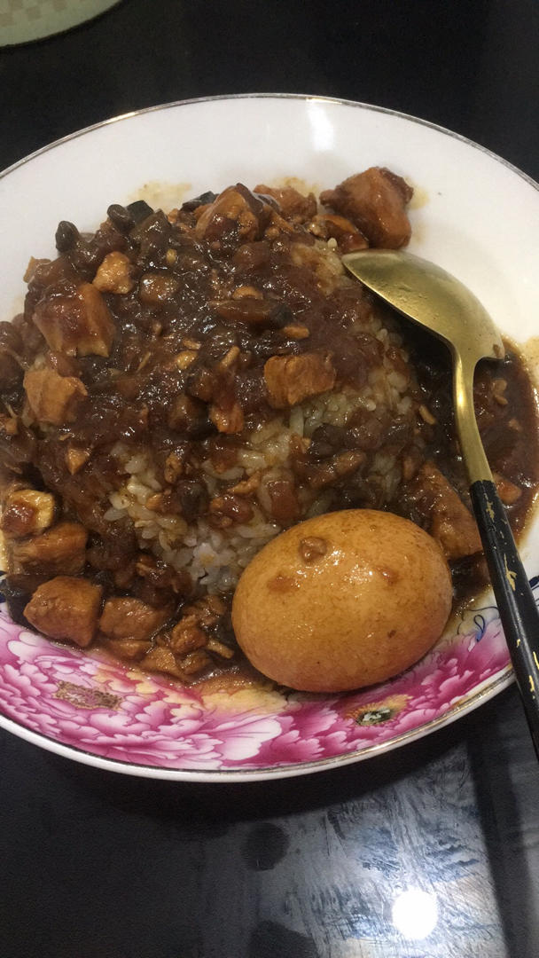 台式卤肉饭