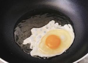 🥚鸡蛋焖面✨的做法 步骤1