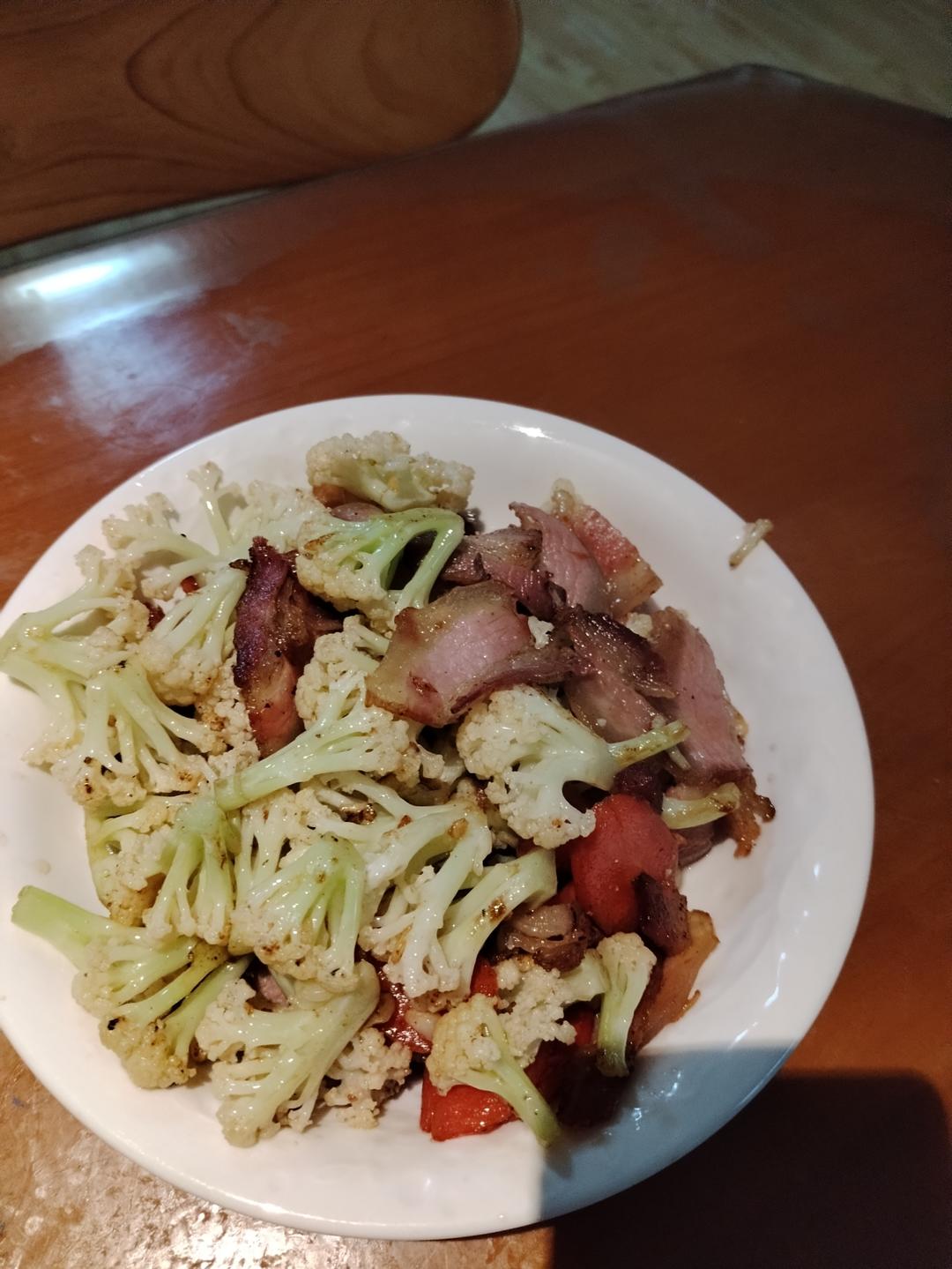 花菜炒腊肉