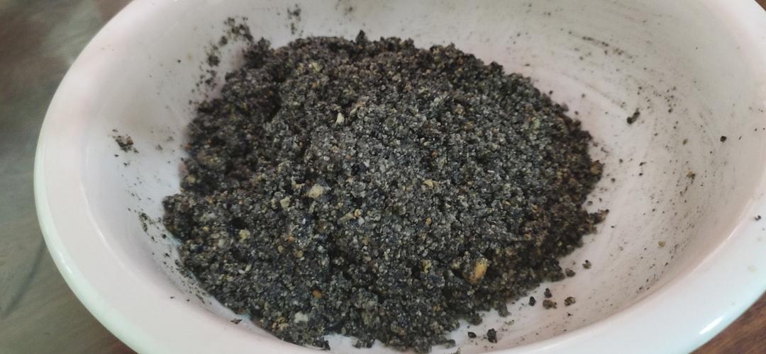 黑芝麻花生白糖包