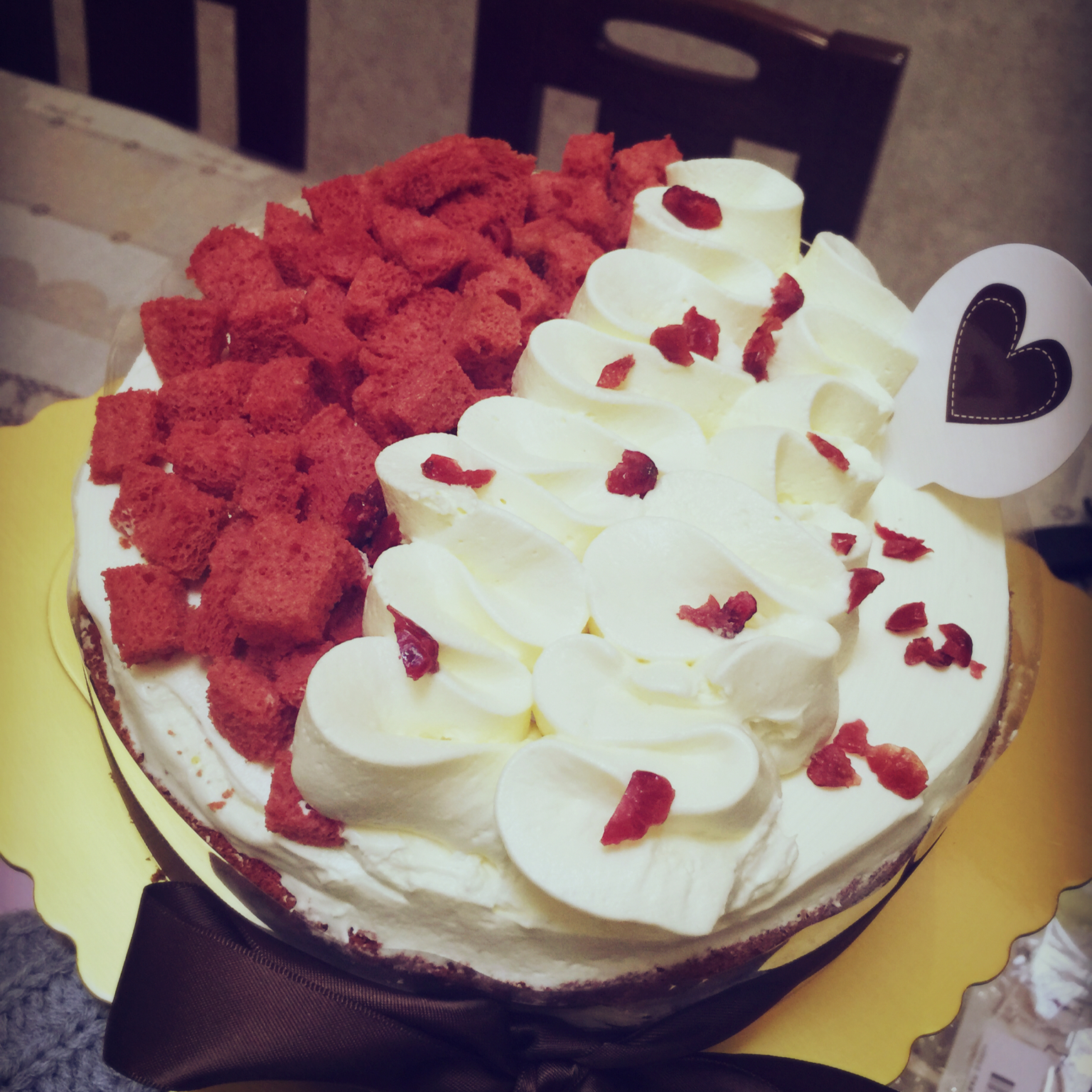 美腻红丝绒戚风蛋糕-八寸