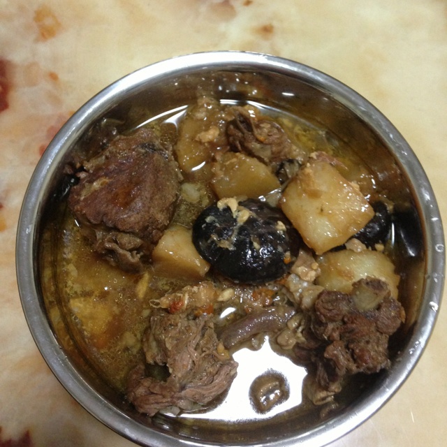 红焖羊肉炖胡萝卜