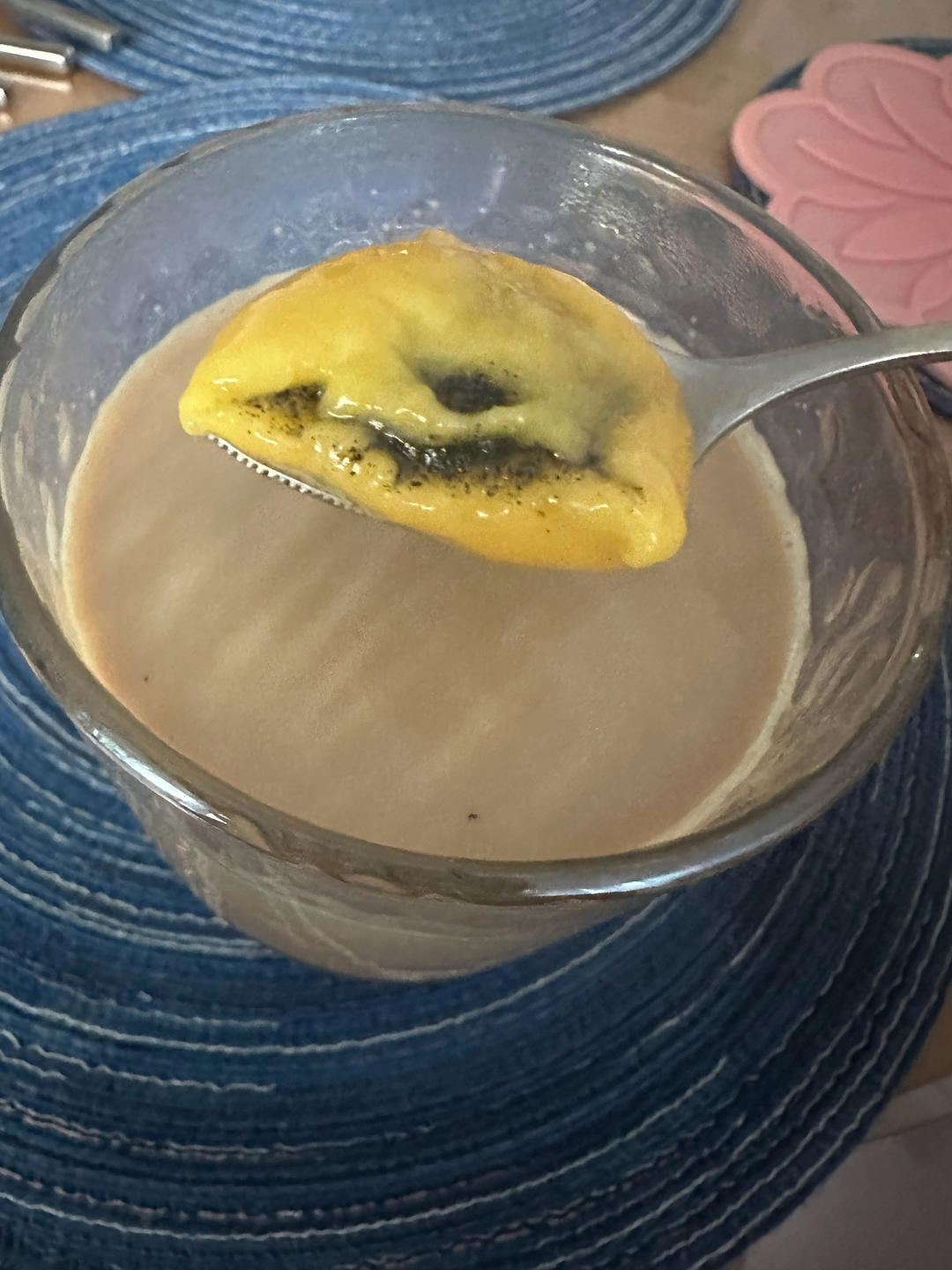 自制奶咖（带汤圆或者芋圆的那种）的做法