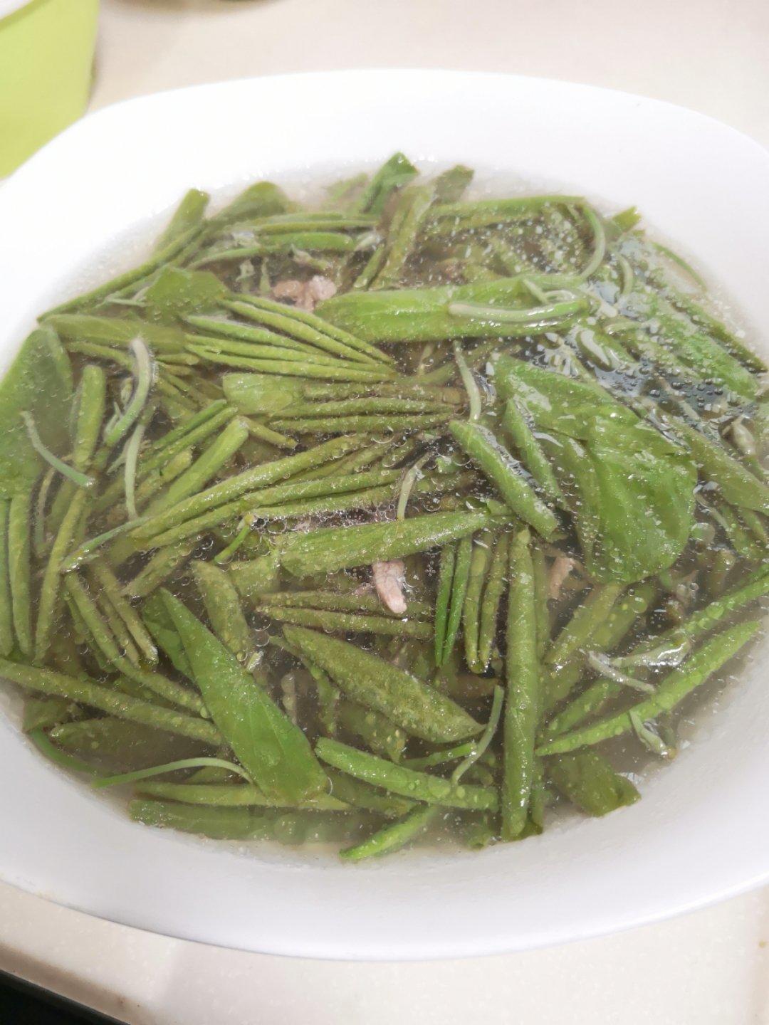 linda shen做的西湖莼菜汤