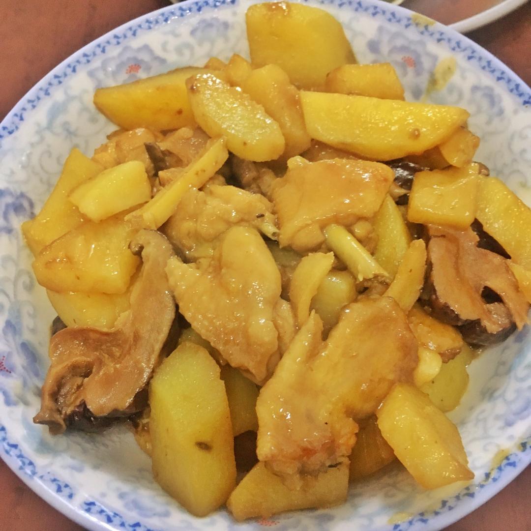 土豆丁焖鸡