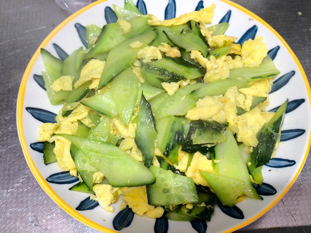 黄瓜炒鸡蛋
