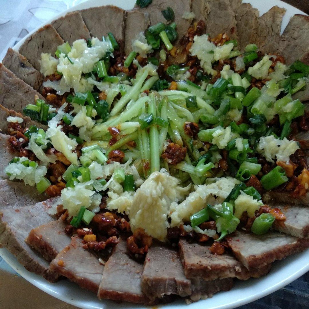 蒜泥白肉