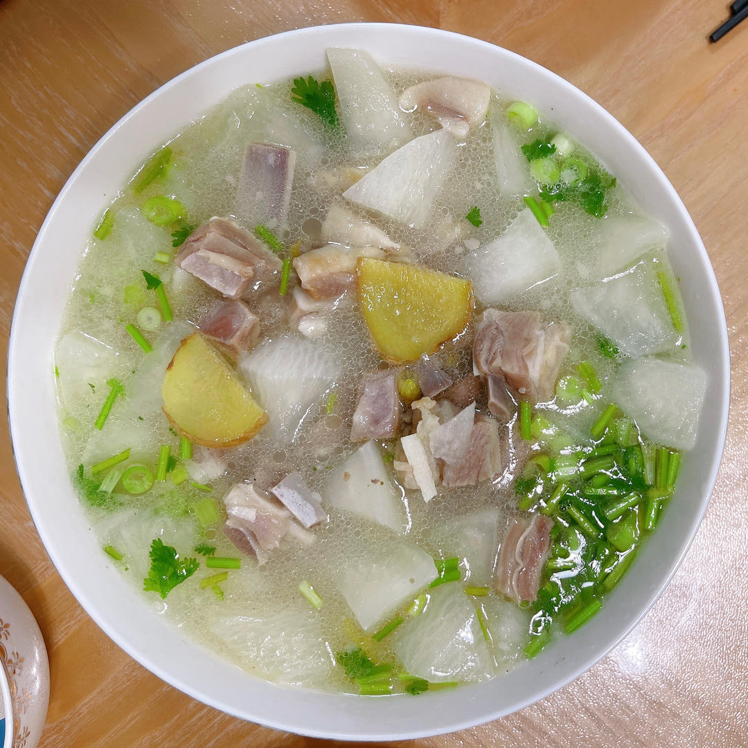 羊肉汤(炖萝卜)