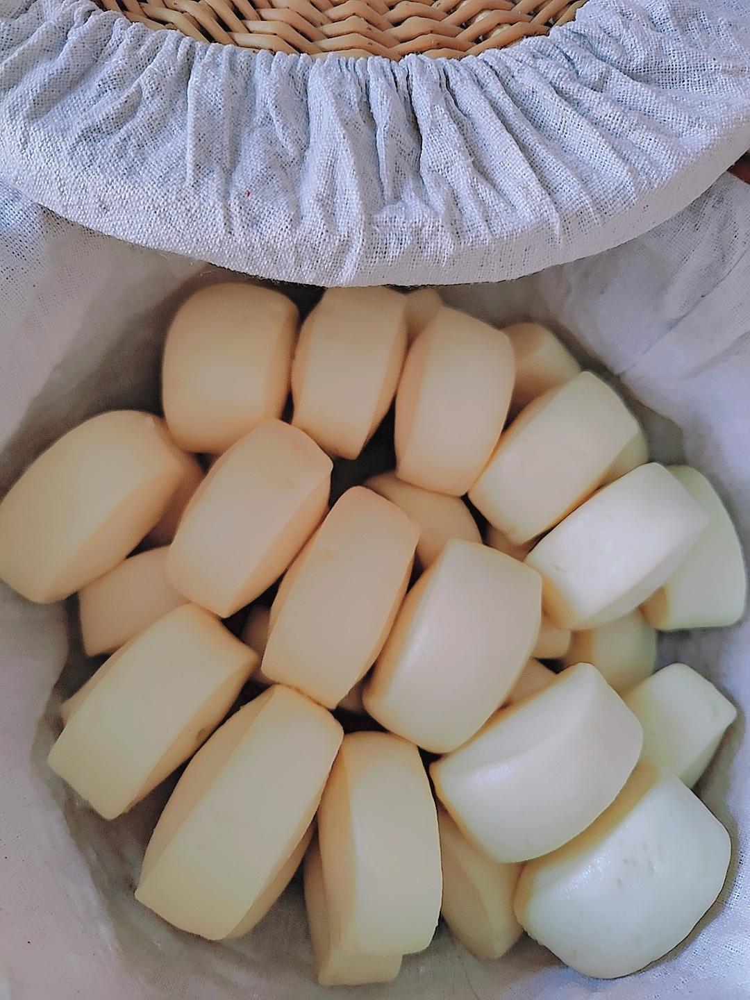 一发奶香小馒头，口感特别好！