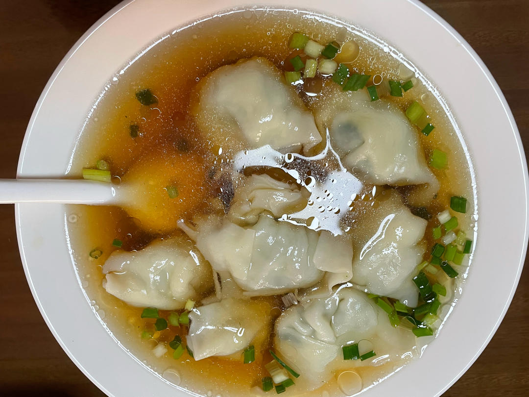 荠菜青菜猪肉馄饨