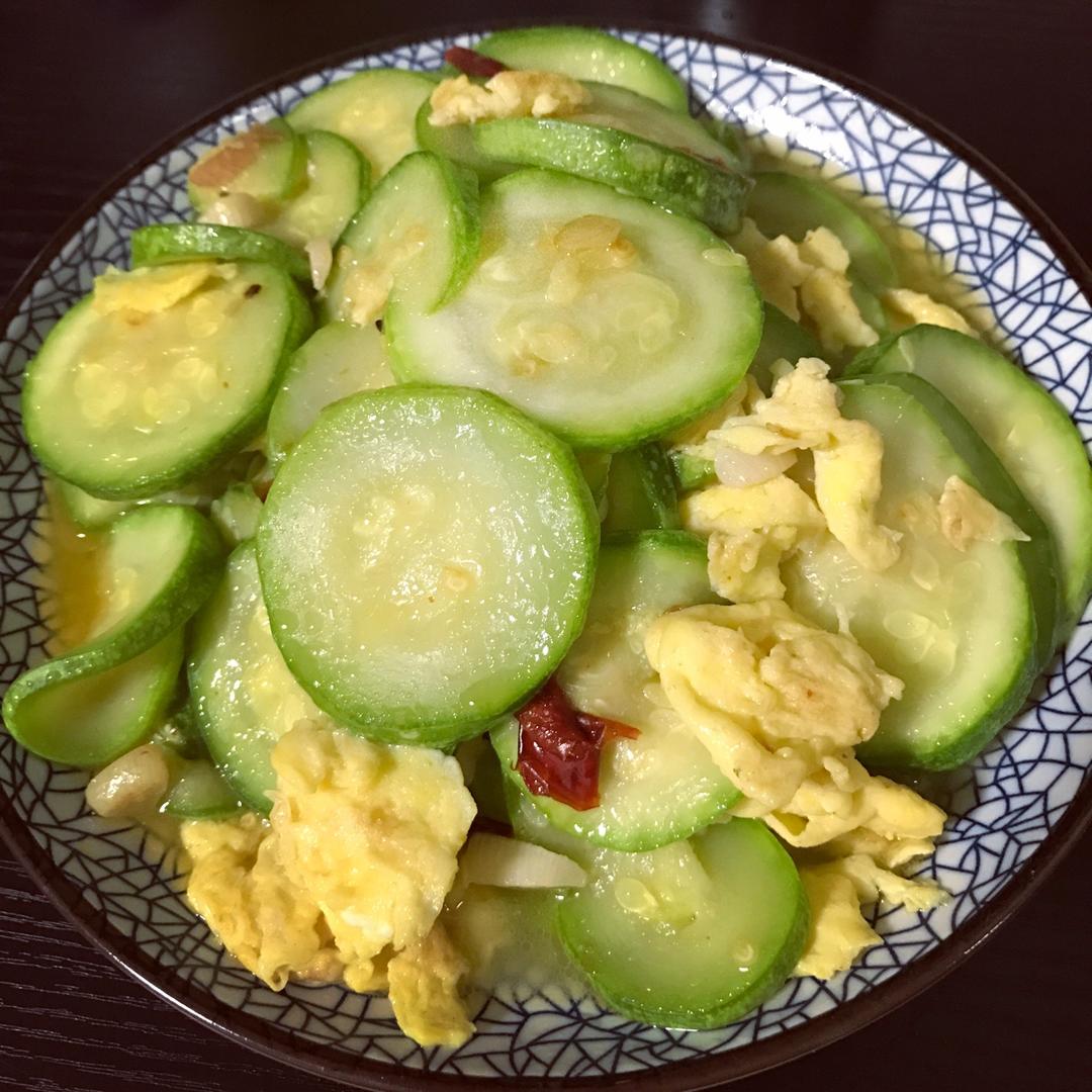 西葫芦炒蛋