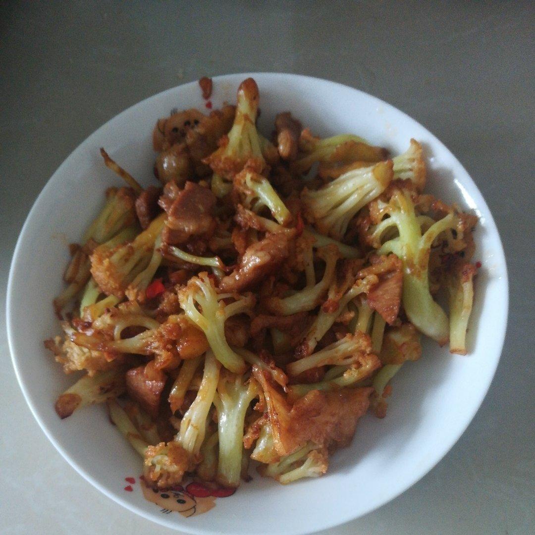 干锅花菜五花肉