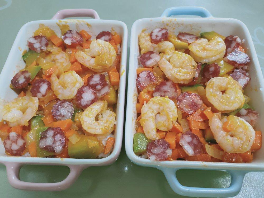 鲜虾番茄鸡丁焗饭