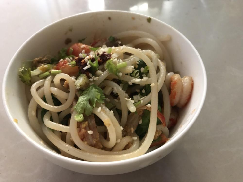 麻辣鲜香小龙虾拌米粉