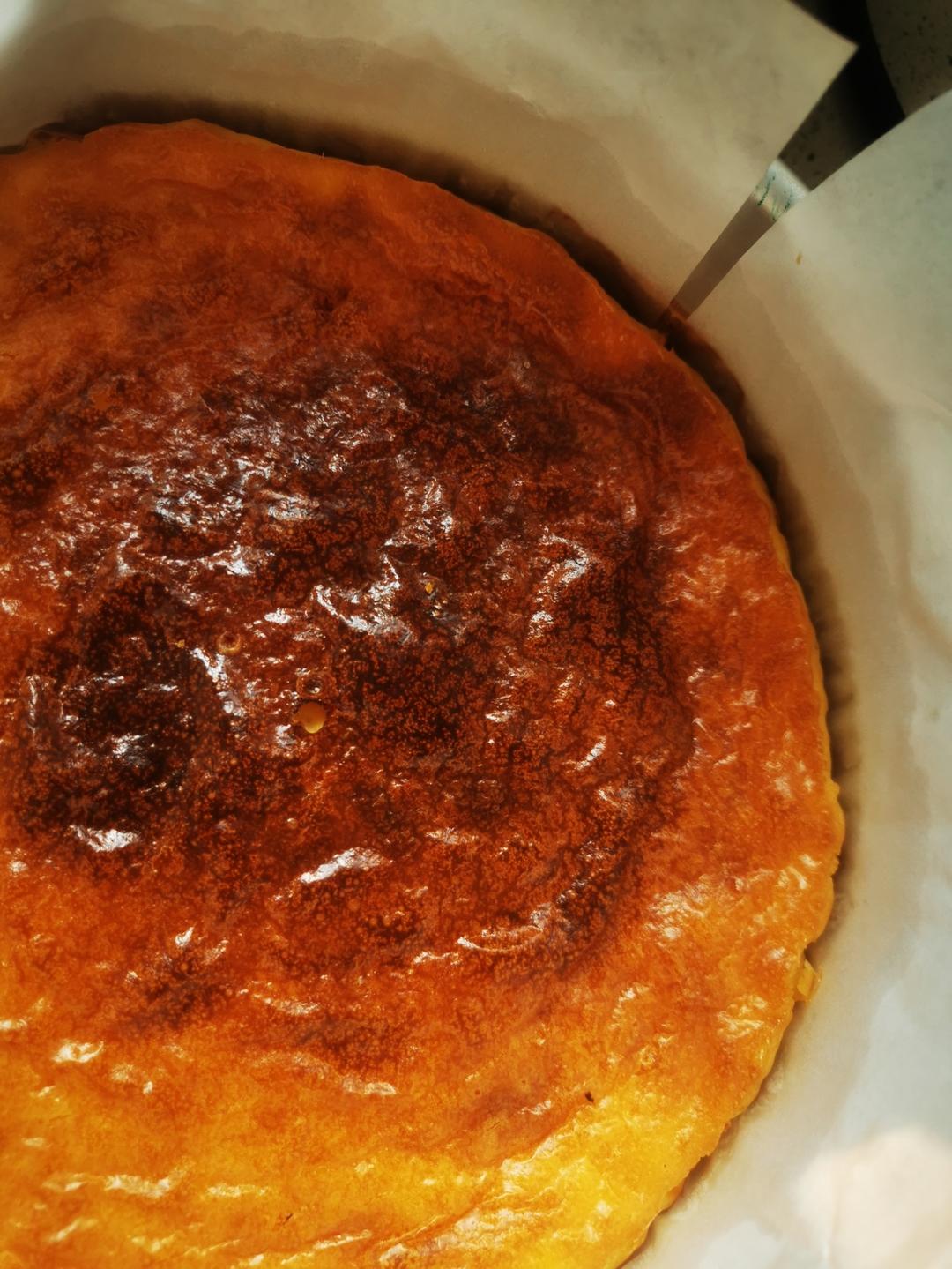 轻口感巴斯克蛋糕