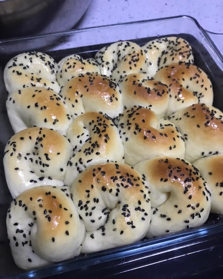 脆底蜂蜜小面包