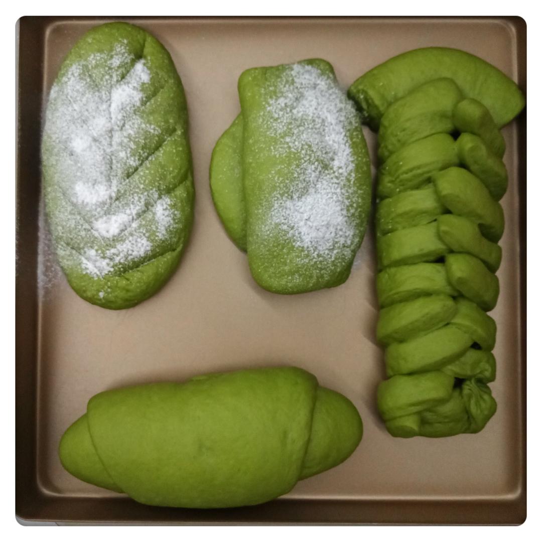 抹茶红豆面包