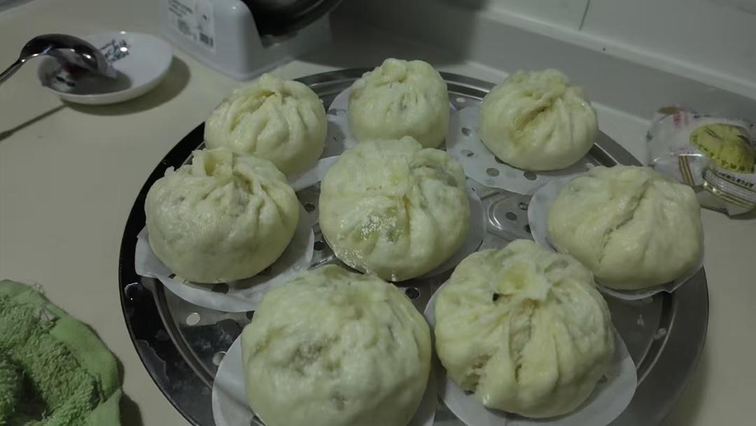 梅菜香菇酱肉包 好吃到爆😄😄