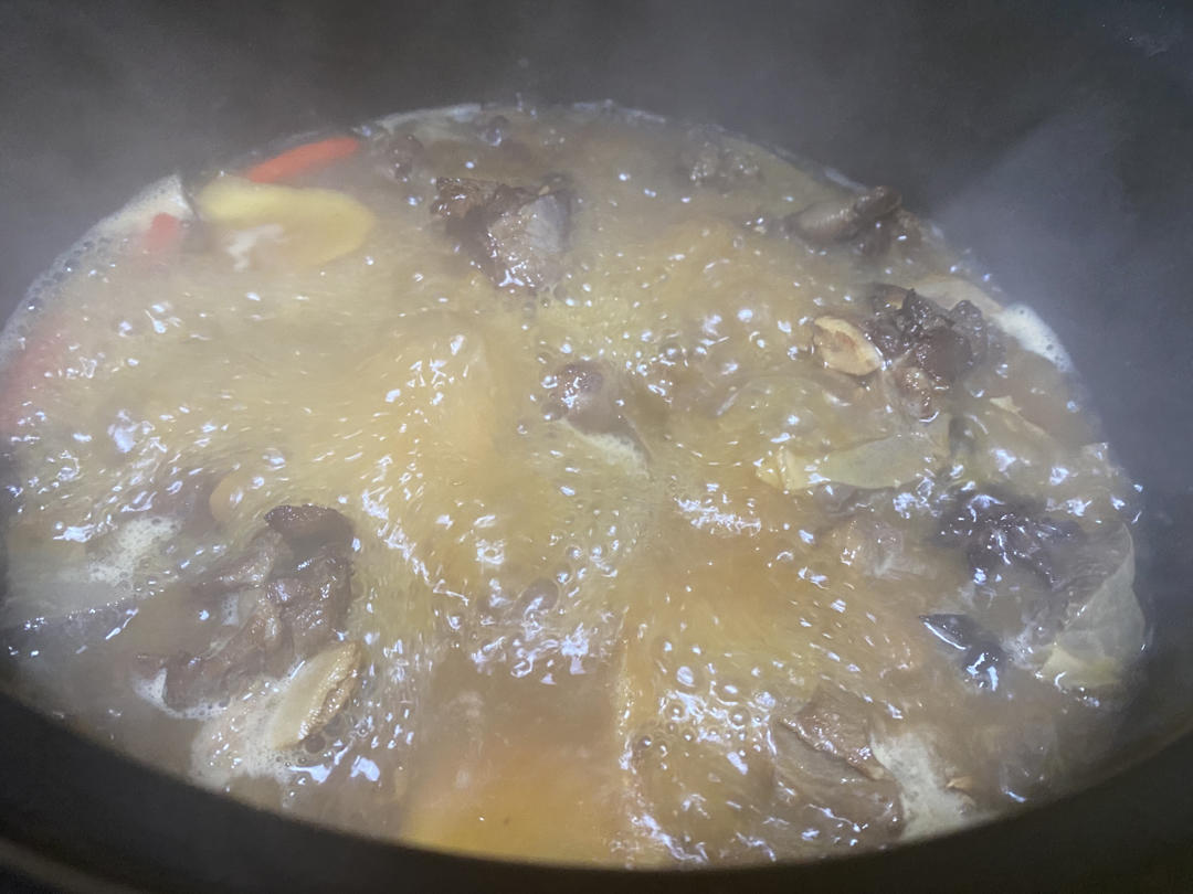 胡萝卜炖牛排骨