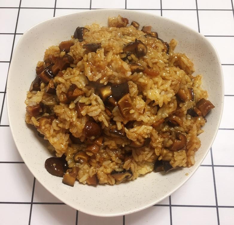 香菇油饭
