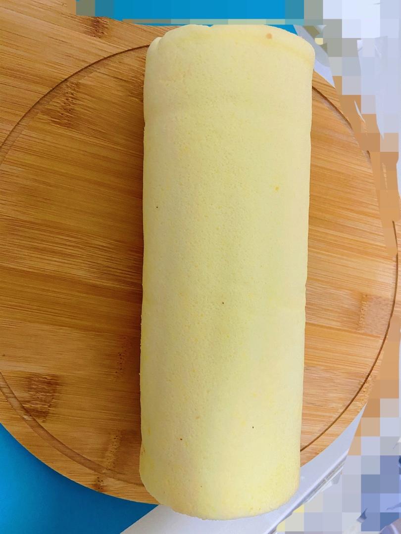 草莓奶油馅蛋糕卷（三蛋配方，适合小烤盘）